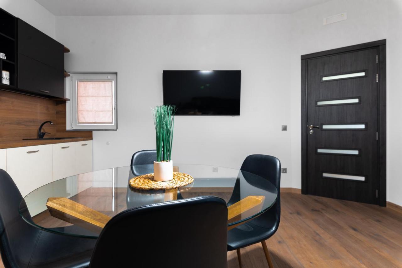 La Luna - High-End 2Bd Flat In The Top Centre By Flat Mаnager Sofía Exterior foto