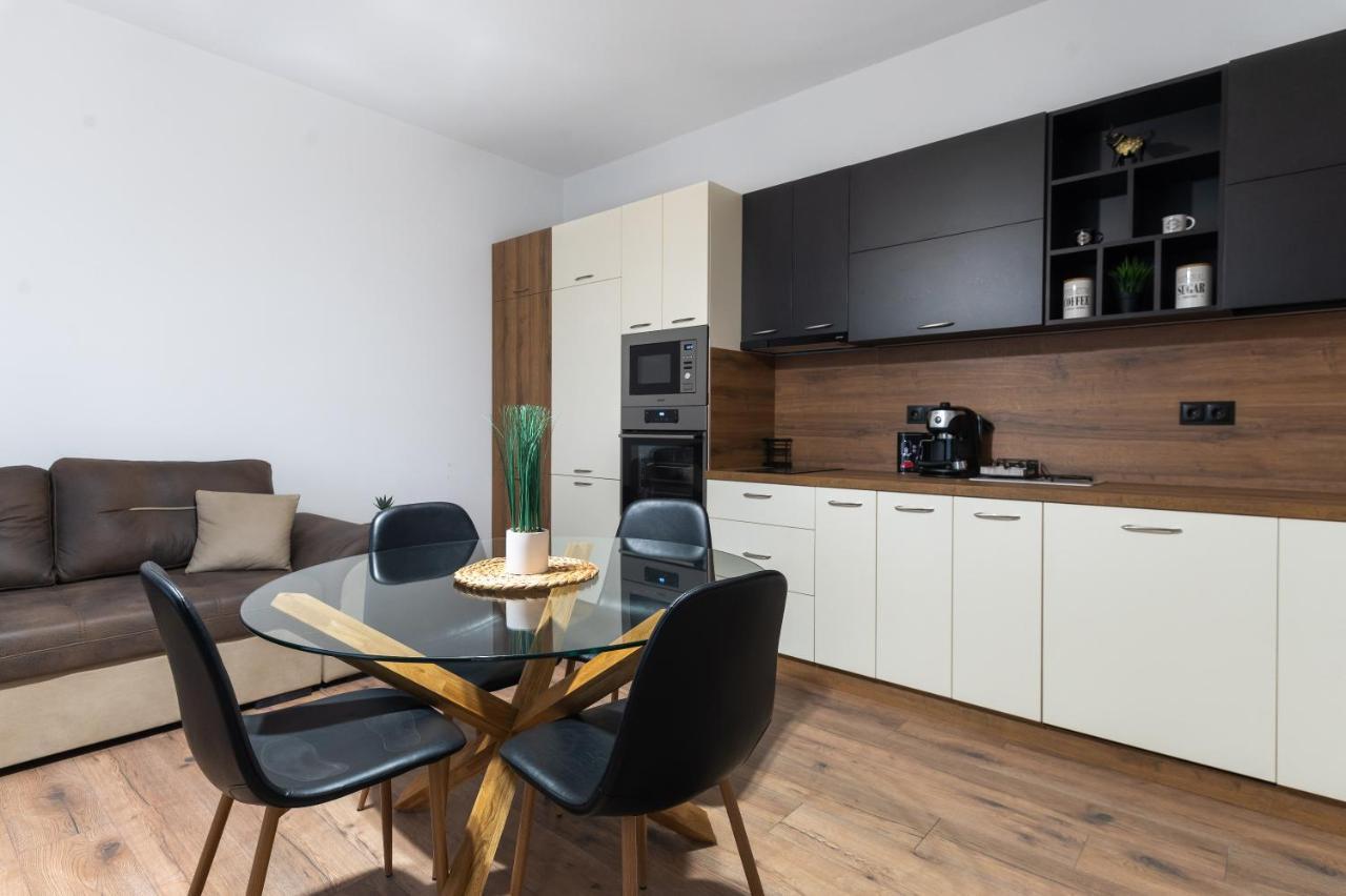 La Luna - High-End 2Bd Flat In The Top Centre By Flat Mаnager Sofía Exterior foto